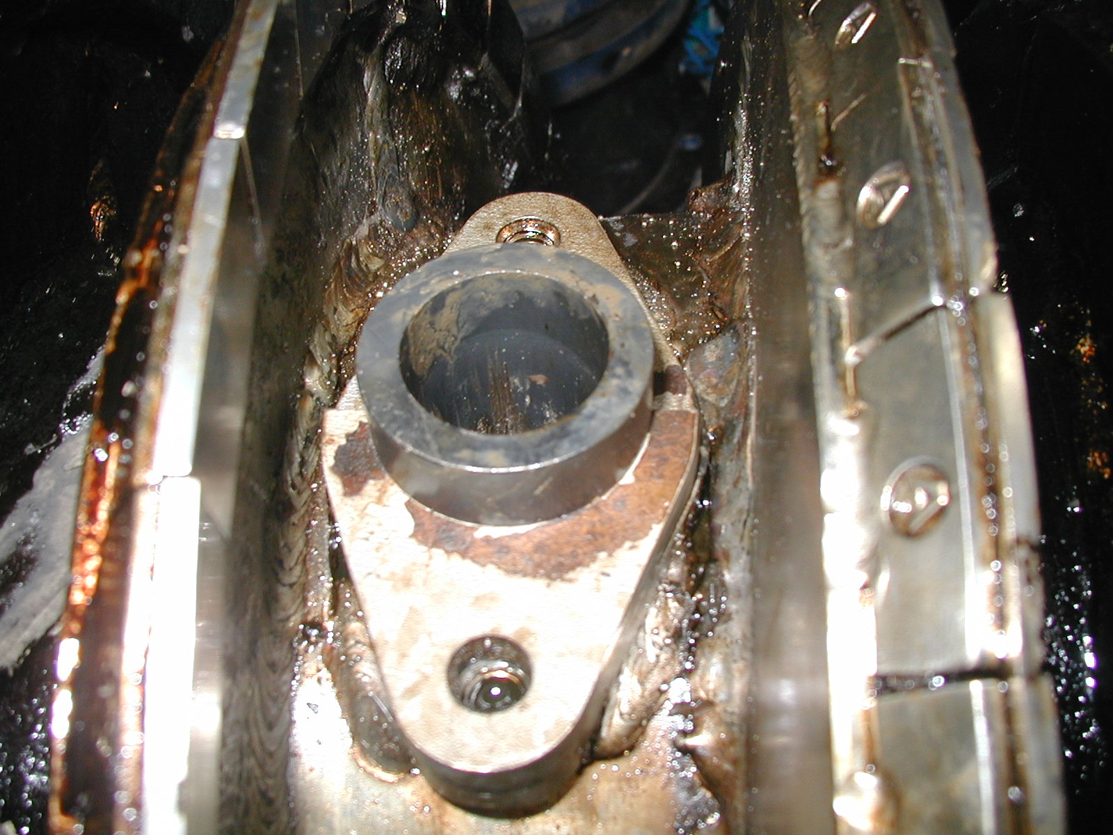 Conveyor nozzle retrofitted with HydroPure proprietary ceramic after 13 months